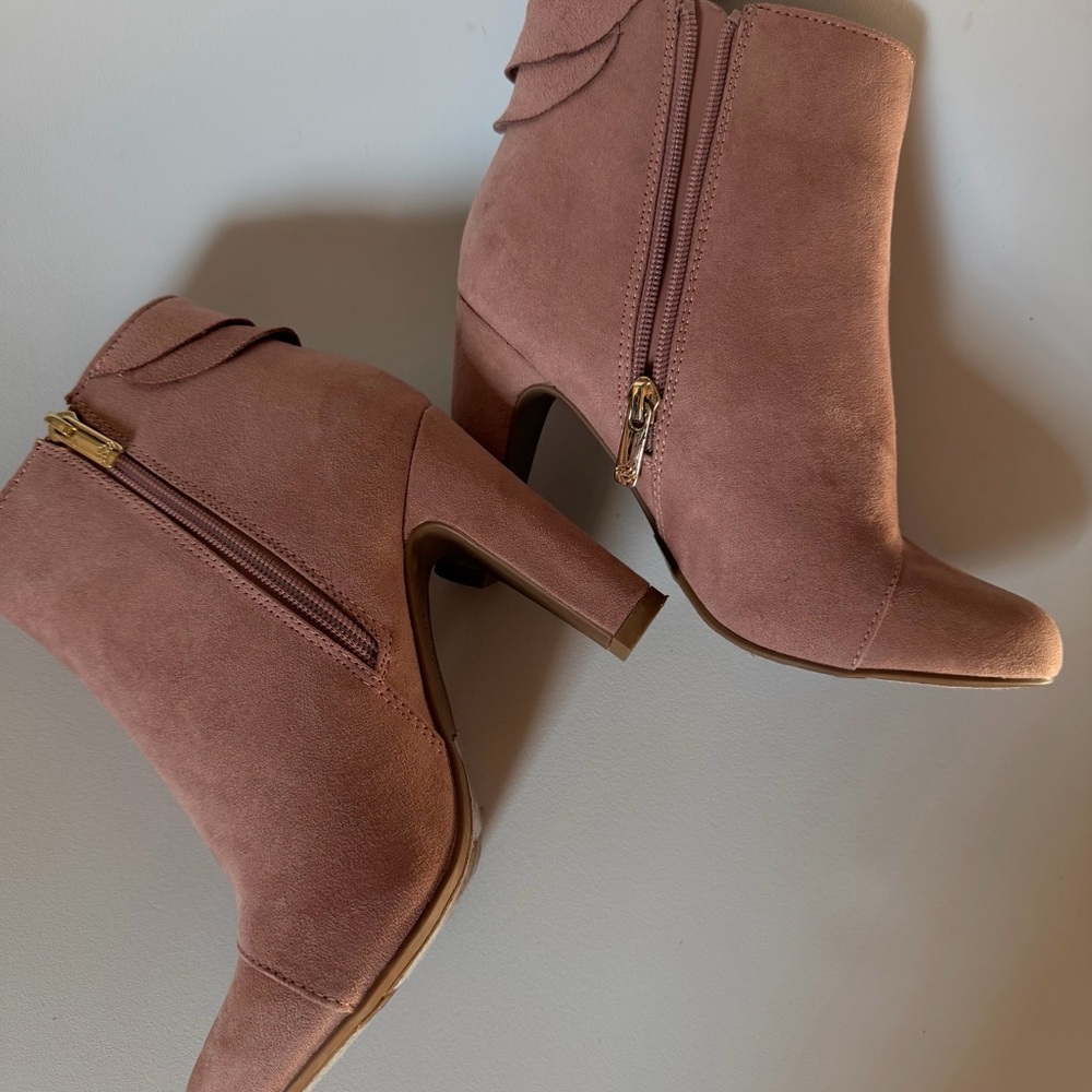Dusty Rose Ruffle Ankle Boots - Picture 3 of 5